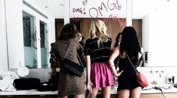 15 Stages Before a Night Out With Your Gals