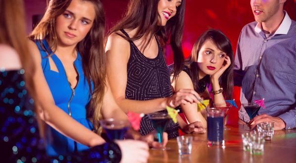 5 STAGES YOU GO THROUGH WHEN YOUR FAVORITE CLUB SHUTS DOWN 
