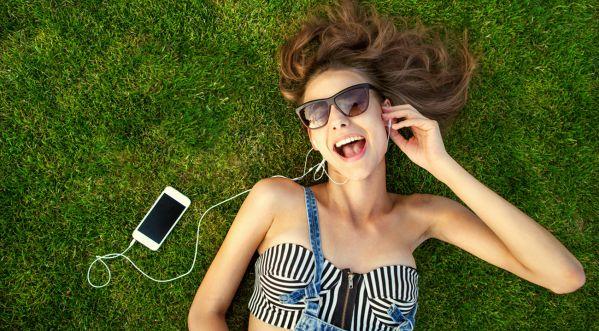 TURN IT UP: ALL THE TUNES THAT HAVE MADE IT TO OUR SUMMER PLAYLIST!